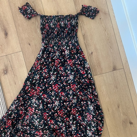 Lulus View from the Meadow midi dress - Picture 2 of 2